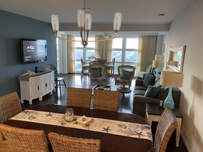 Smart TV, reproductor de DVD, futbolito y estéreo 