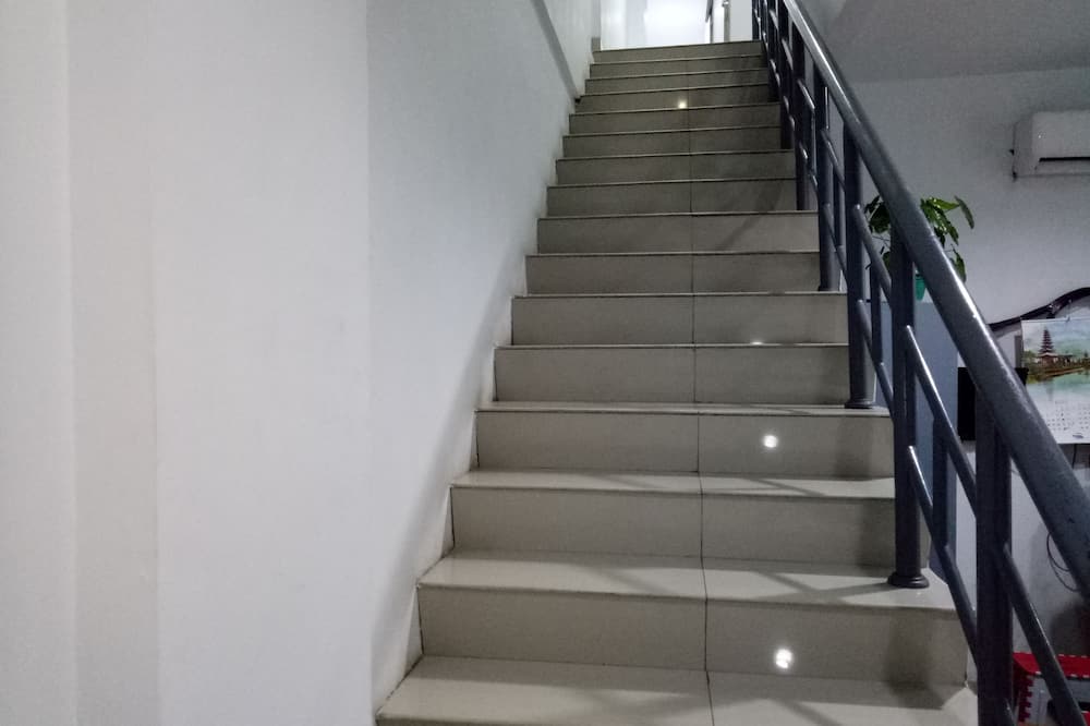 Hotel Syariah Mama Cengkareng
