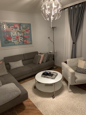 TV