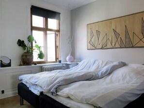 4 bedrooms, iron/ironing board, travel cot, free WiFi - City Apartment in Copenhagen with 3 bedrooms sleeps 5 (Copenhagen)