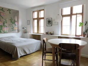 Dining - City Apartment in Copenhagen with 3 bedrooms sleeps 5 (Copenhagen)