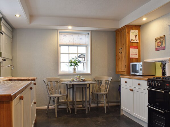 Geschirrspüler, Kochgeschirr/Geschirr/Besteck