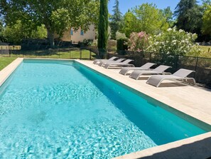 泳池