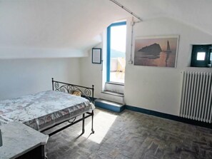 3 bedrooms, free Internet - Casa del Poggio by Interhome (Celle Ligure)