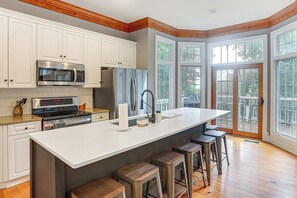 Fridge, microwave, stovetop, dishwasher - Boone Home w/ Fire Pit - Near App Ski & Sugar Mtn! (Boone)