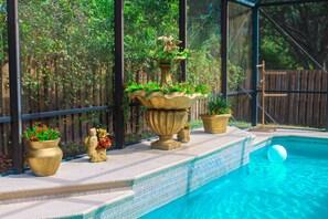 Piscine extérieure, piscine chauffée