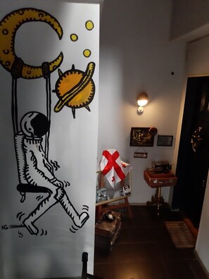 المنشأة من الداخل