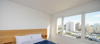 Excellent 1 bedroom apartment, with breakfast and garage