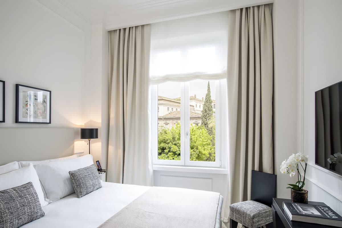 1 slaapkamer, luxe beddengoed, donzen dekbedden, een gratis minibar