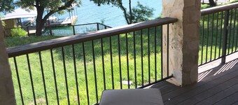 Peaceful Hill Country Getaway at Medina Lake, a short drive from San Antonio