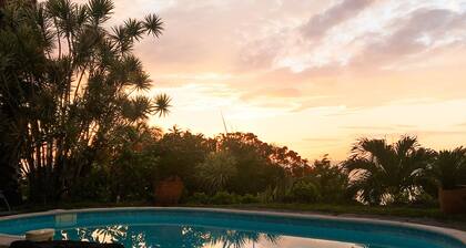 Villa Jasmine, Vista muy amplia al mar, Piscina privada sin opuestos, Jardín