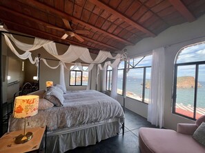 3 bedrooms, free WiFi - THE BEST SUNRISE YOU EVER SEEN ONLY IN 16 SHANGRI LA (SAN CARLOS)