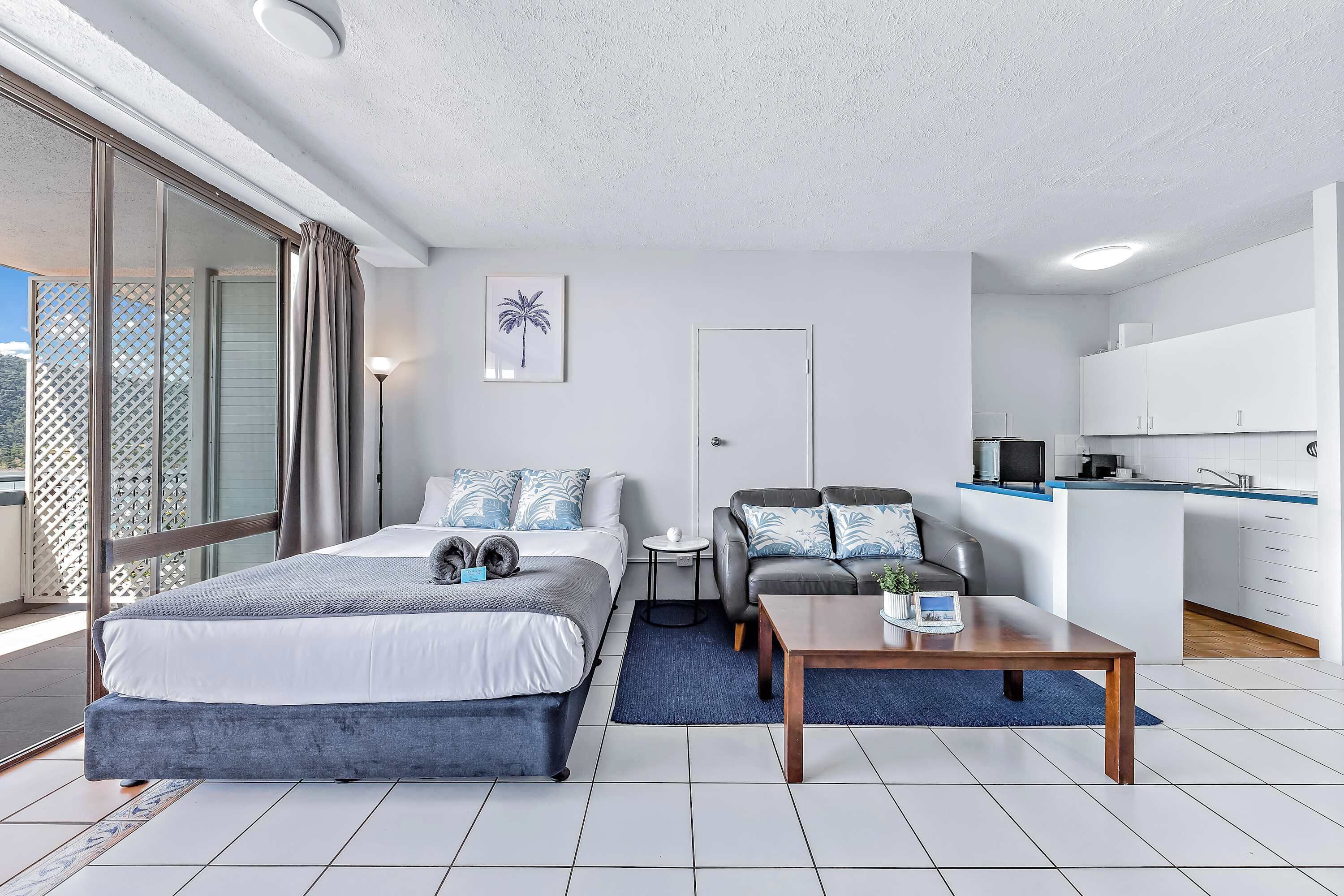 Fer et planche à repasser, Wi-Fi gratuit, draps fournis