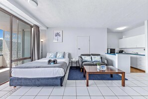 Fer et planche à repasser, Wi-Fi gratuit, draps fournis