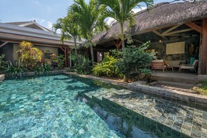 Pool - LUXURY PARADIS VILLA ***** (Pereybere)