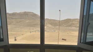 Courtyard view - Turtle Guest House (Al Hadd)