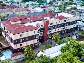 Exterior - Hamptons @ Fairway Unit #3 (New Kingston)