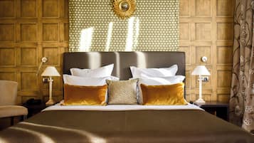 Superior Room | 1 bedroom, premium bedding, minibar, in-room safe