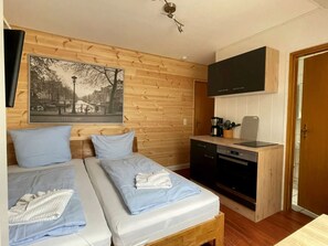1 bedroom, travel cot, WiFi - 1-room apartment Lindenhof - Lindenhof (Steinberg)