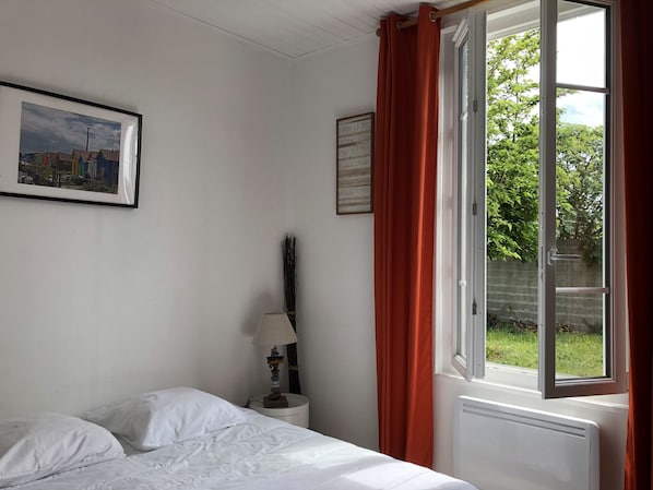 3 habitaciones, tabla de planchar con plancha y wifi gratis 