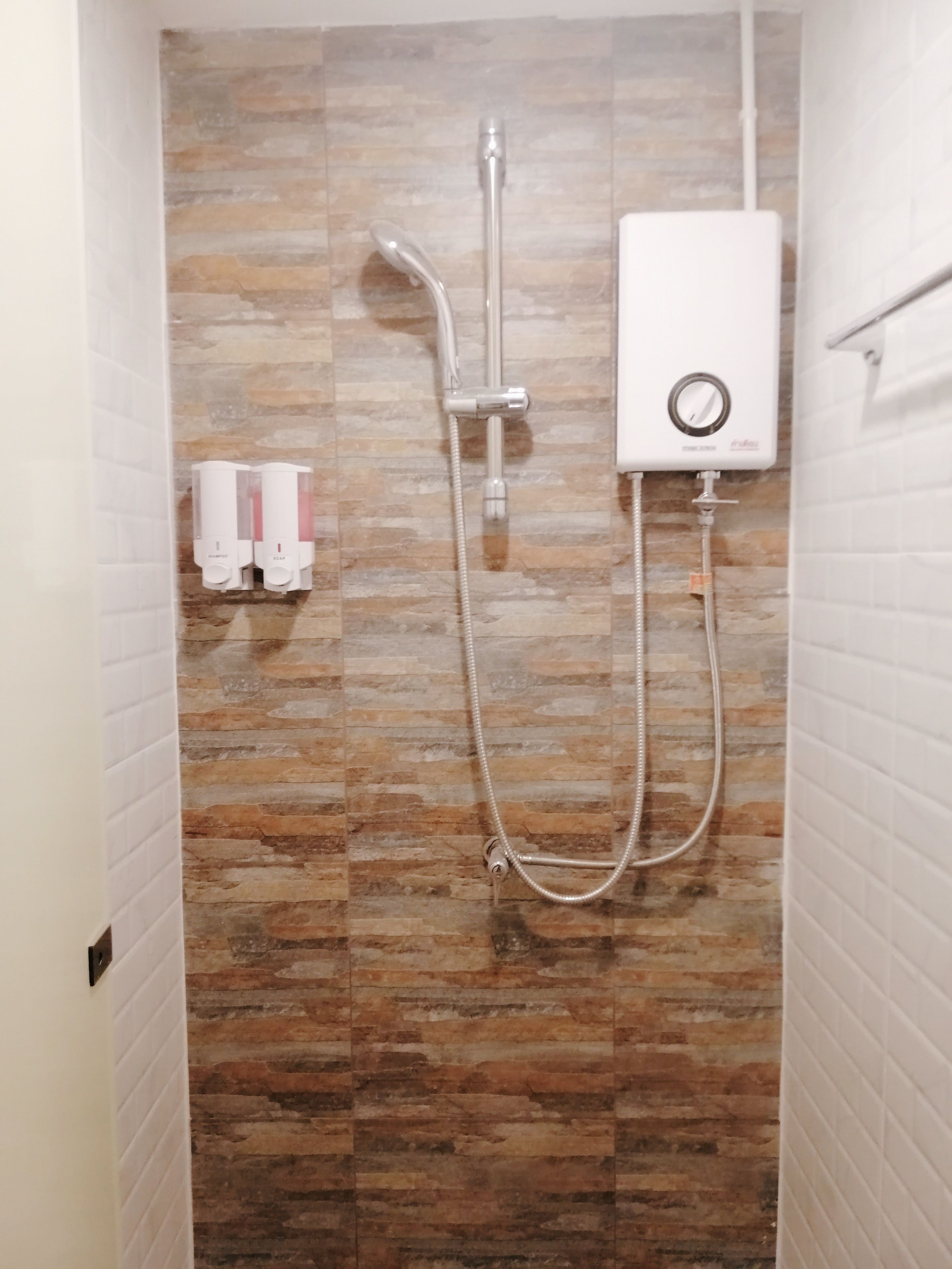 Photo - White House Hostel