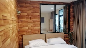 Deluxe Room Shared Bathroom