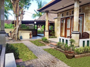 Terrace/patio - Unique& affordable hotel service on Nusa Lembongan (Nusa Lembongan)