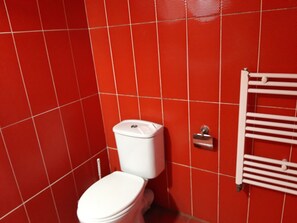 Bathroom - Dom 5 spalniami  ortachala (Tbilisi)