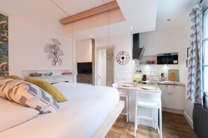 Iron/ironing board, free WiFi, bed sheets - Le Petit Botté - Studio plein cœur de Rennes (Rennes)