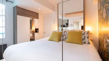 Fer et planche Ă repasser, Wi-Fi gratuit, draps fournis