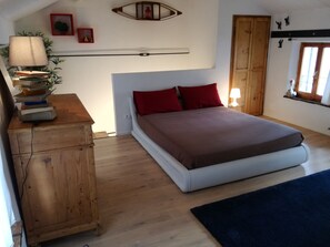 1 chambre, literie fournie