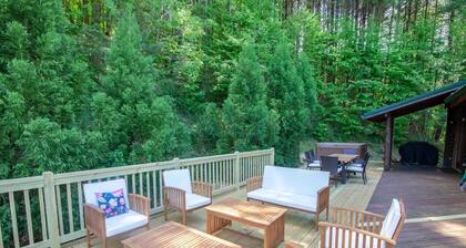 Waterfront Home in Picturesque Community
