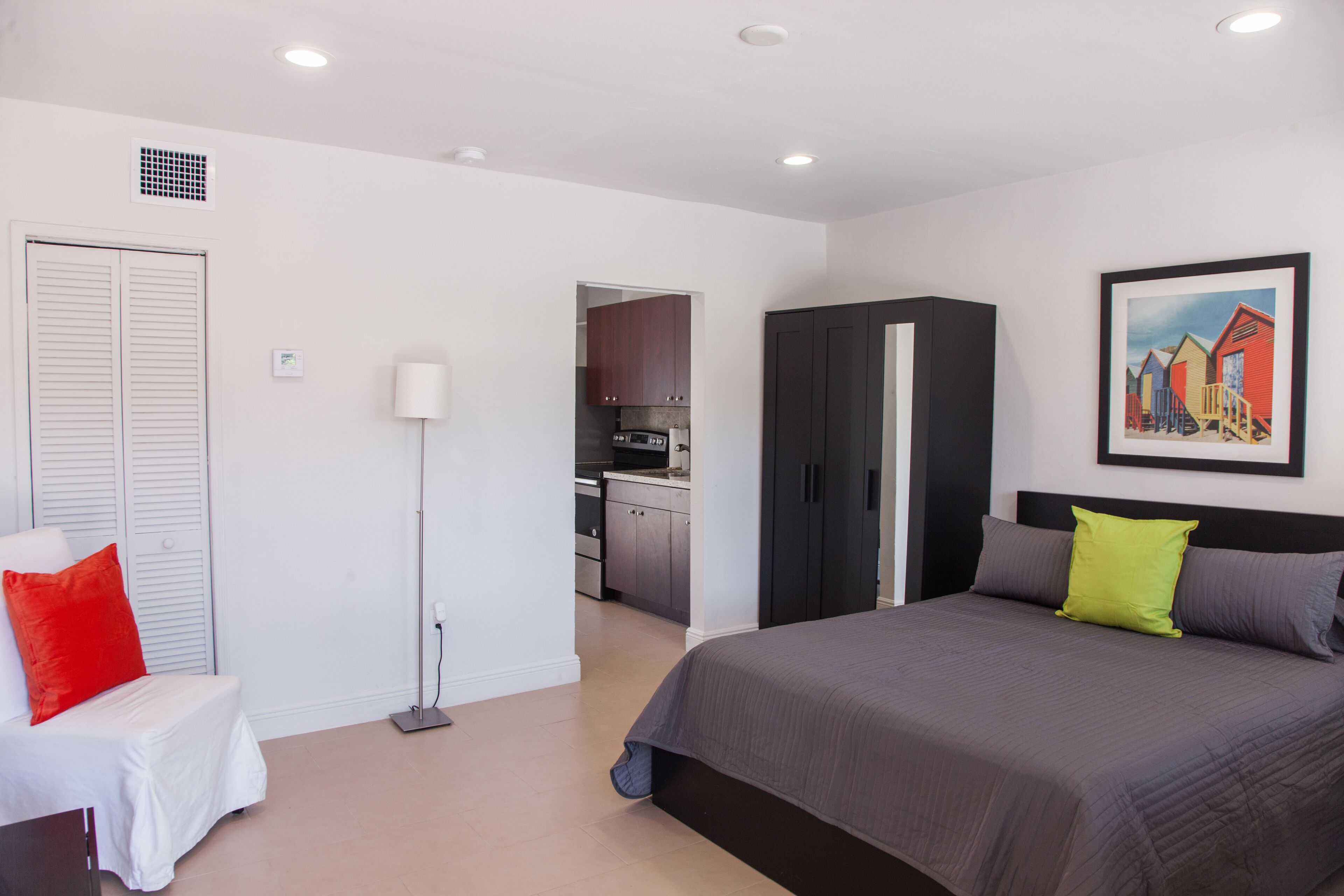 Miami Modern Studio in Historic District 14