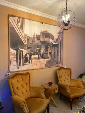 81-cm flat-screen TV with satellite channels, first-run films