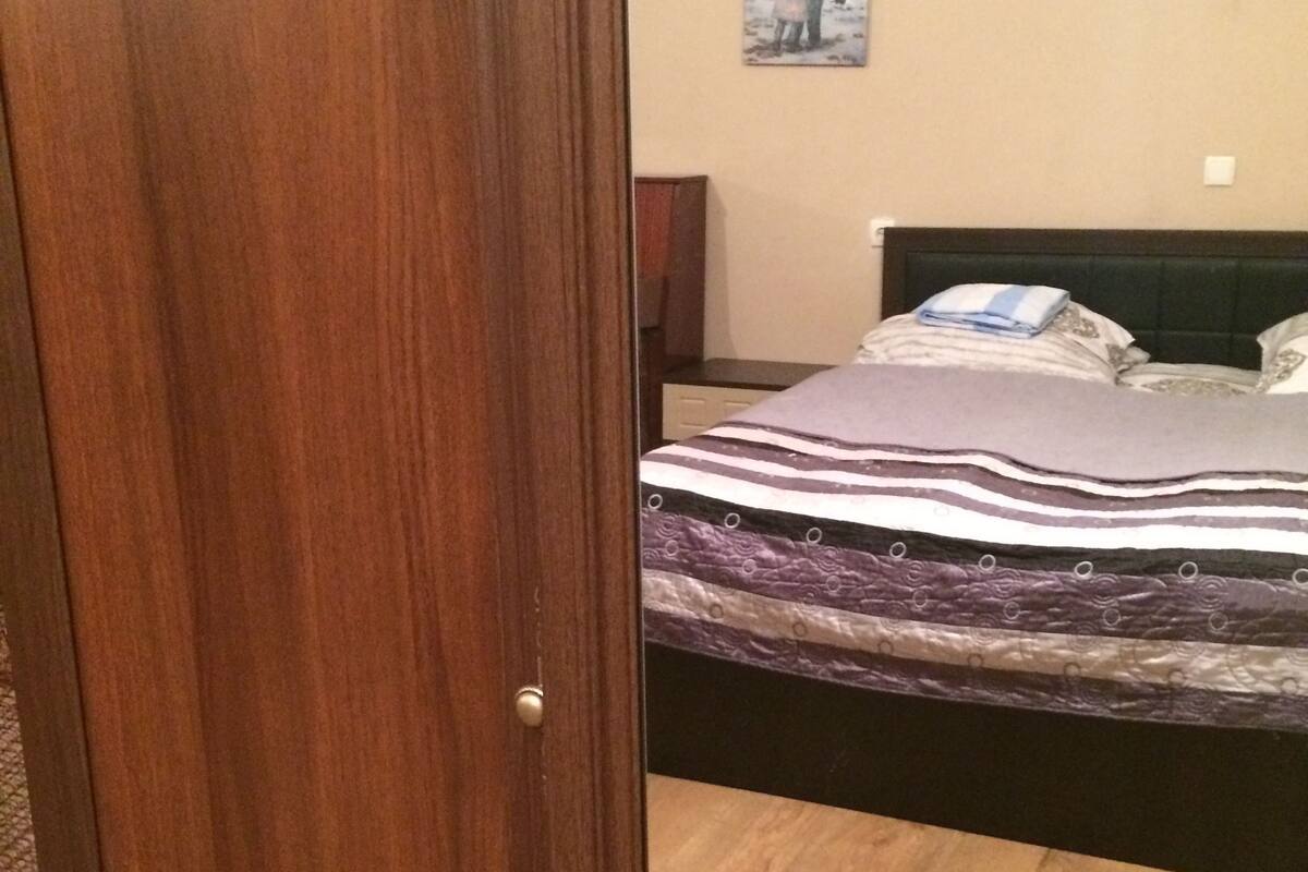 Family Apartment, Multiple Beds, Kitchen | Soundproofing, iron/ironing board, WiFi (free), bed sheets