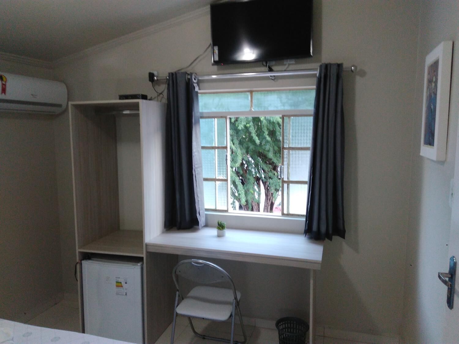 Double Room | Minibar, desk, blackout curtains, free WiFi