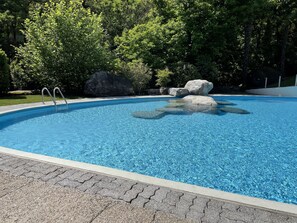 Piscina stagionale all'aperto