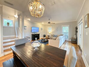 Smart-tv, bøger, kontorer