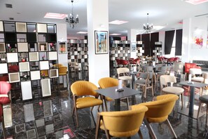 Café - Hotel New York Kamez (Kamëz)