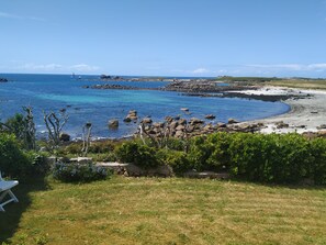 On the beach - Atypical fisherman's house, breathtaking sea view of the Iroise Sea (Porspoder)