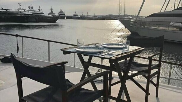 فطور كامل يوميًا مقابل رسوم