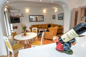 Interior - Seaview luxury flat in Kotor with 2 terraces (Kotor)