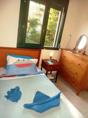 2 bedrooms
