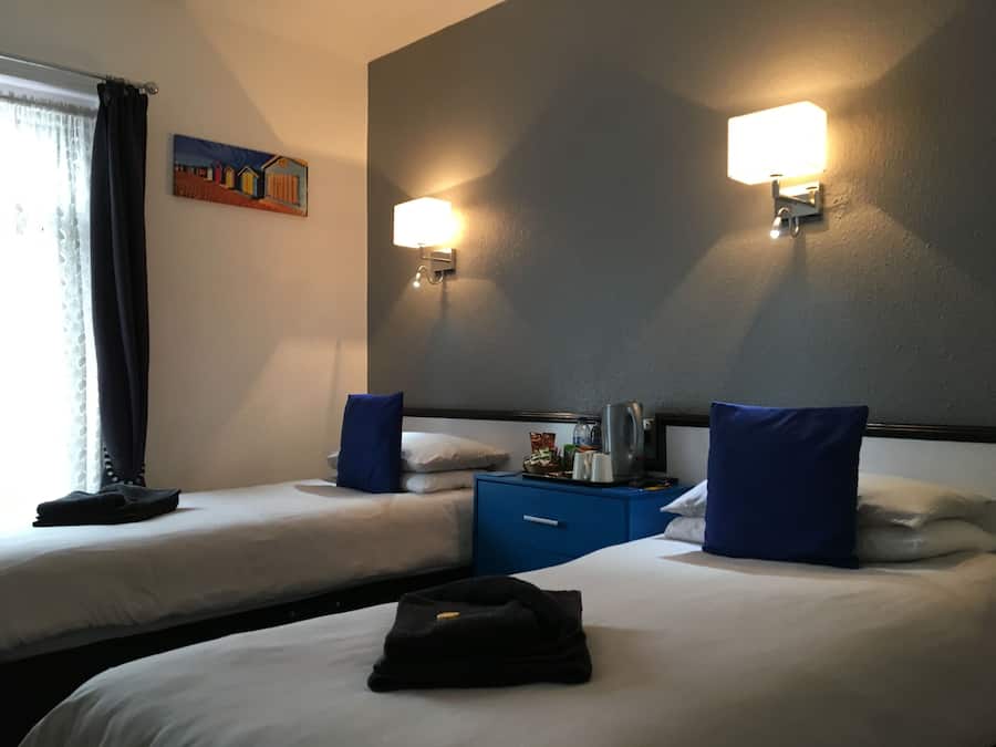 Ropa de cama de alta calidad y camas con efecto memoria