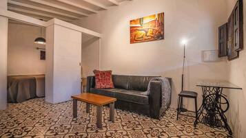 Livres, chaĂźne hi-fi