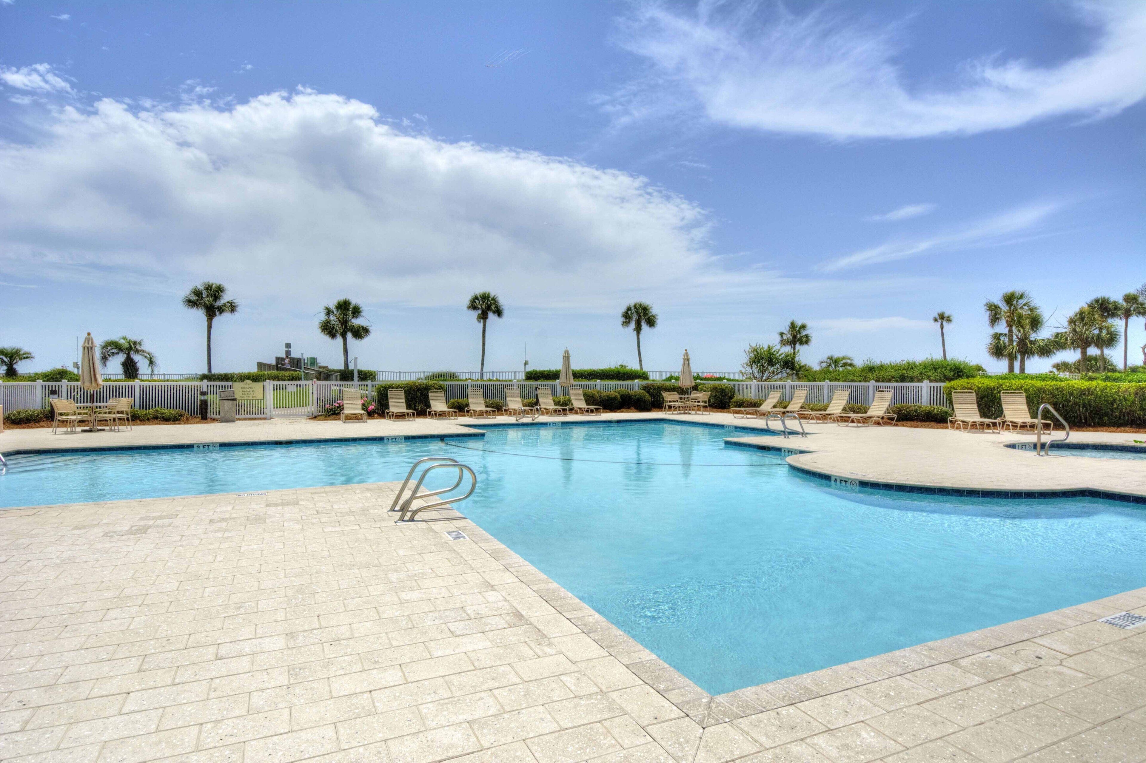 泳池
