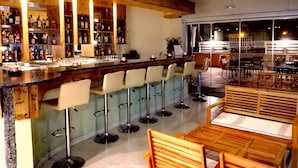 Bar (in der Unterkunft)