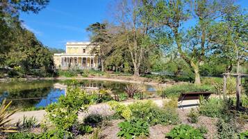 Enceinte de lâhĂ©bergement
