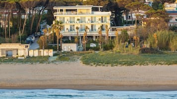 Beach/ocean view