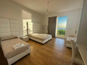 Chambre Quadruple Romantique, vue mer